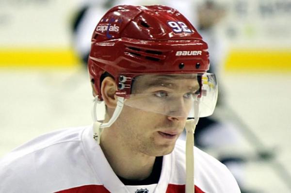 Гол Кузнецова и пас Свечникова посодействовали «Каролине» обыграть «Рейнджерс»