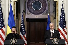 Bajden vo vremja poezdki v evropu dvazhdy vstretitsja s zelenskim f100ac6.jpg