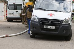 Начиненные взрывчаткой дроны ВСУ штурмовали русский региональный центр