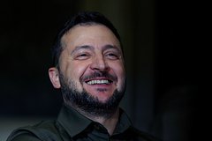 Senator rasskazal o zasijavshem kak elka ot ego predlozhenija zelenskom df654f1.jpg