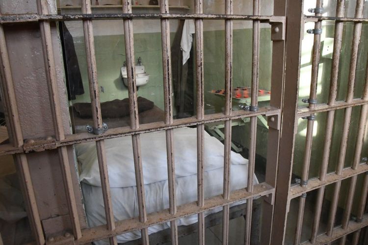 Двое приближенных к бывшему замминистра обороны Иванову скончались в один день