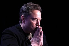 Mask nazval vinovnyh v popytke pokushenija na trampa 8e43e4e.jpg