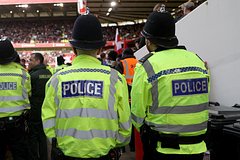 Policejskij potrogal penis kollegi i nazval ego malenkim 6c734c7.jpg