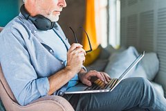 69 letnij vdovec nashel ljubov po perepiske i lishilsja doma d2e8e01.jpg