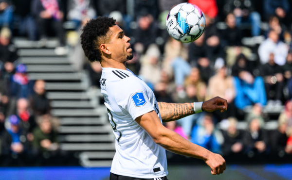 Karpin vkljuchil v sbornuju slomavshego ruku glushenkova i igroka iz danii futbol rbk sport 2439534.png