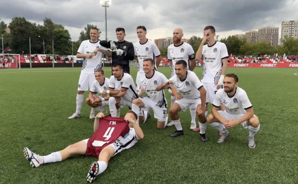 Komanda blogerov razgromila professionalnyh futbolistov v kubke rossii futbol rbk sport 11dddf9.jpg