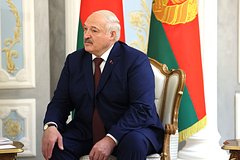 Lukashenko zajavil o 120 tysjachah ukrainskih voennyh na granice s belorussiej c33626d.jpg