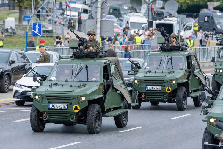 Медведев ответил на угрозы Поли об ударах по России