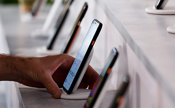 Sostavlen top iz pjati luchshih smartfonov stoimostju do 10 000 rublej 038d6ff.jpg