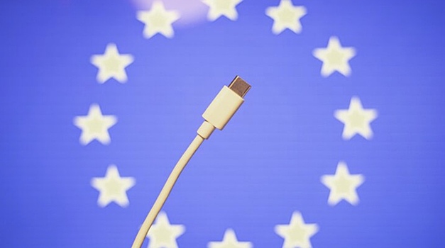 V es zarabotal standart o edinom tipe zarjadki dlja smartfonov 57c8145.jpg