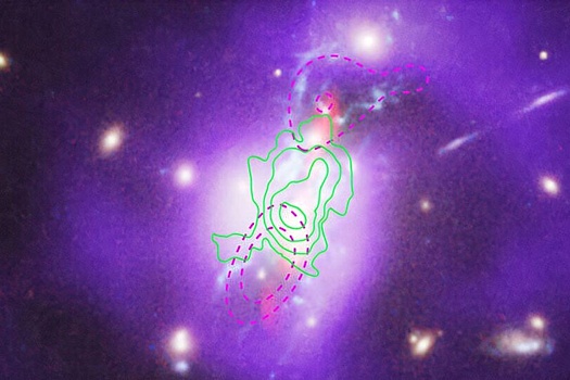 Raskryta glavnaja zagadka skoplenija galaktik feniks ec3525f.jpg