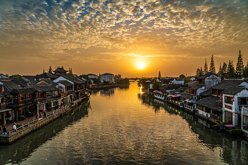 Древнее Венеции: кадры из города Чжуцзяцзяо