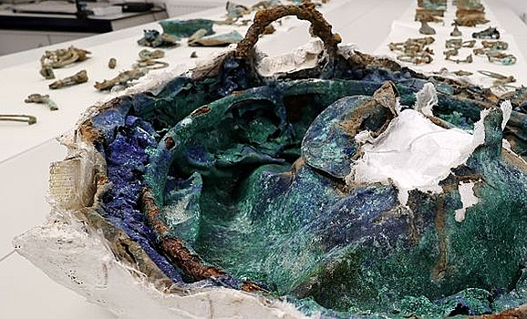 V velikobritanii obnaruzhili klad vozrastom dve tysjachi let 4e8b94b.jpg