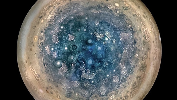 Nad poljusami jupitera obnaruzhili unikalnye plazmennye buri 342dc7f.jpg