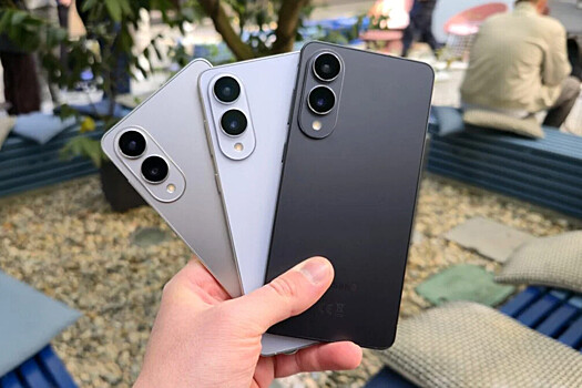Samsung peredumala vypuskat populjarnyj smartfon galaxy s 50605d3.jpg